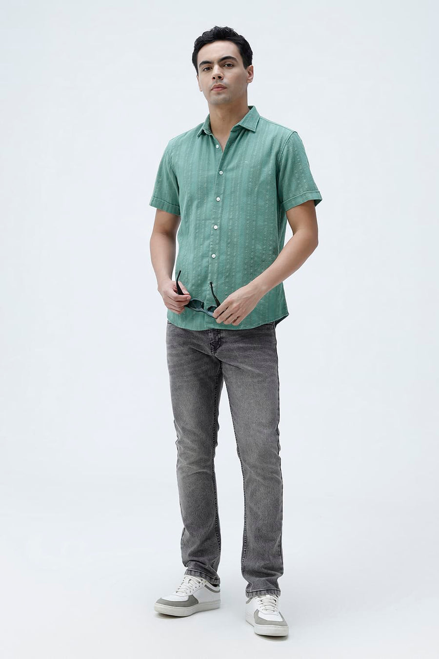 BASICS SLIM FIT TRELLIS GREEN COTTON LENO DOBBY HALFSLEEVES SHIRT