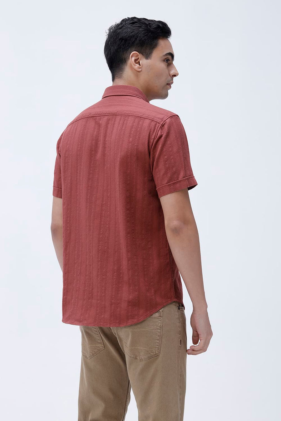 BASICS SLIM FIT BRICK RED COTTON LENO DOBBY HALFSLEEVES SHIRT