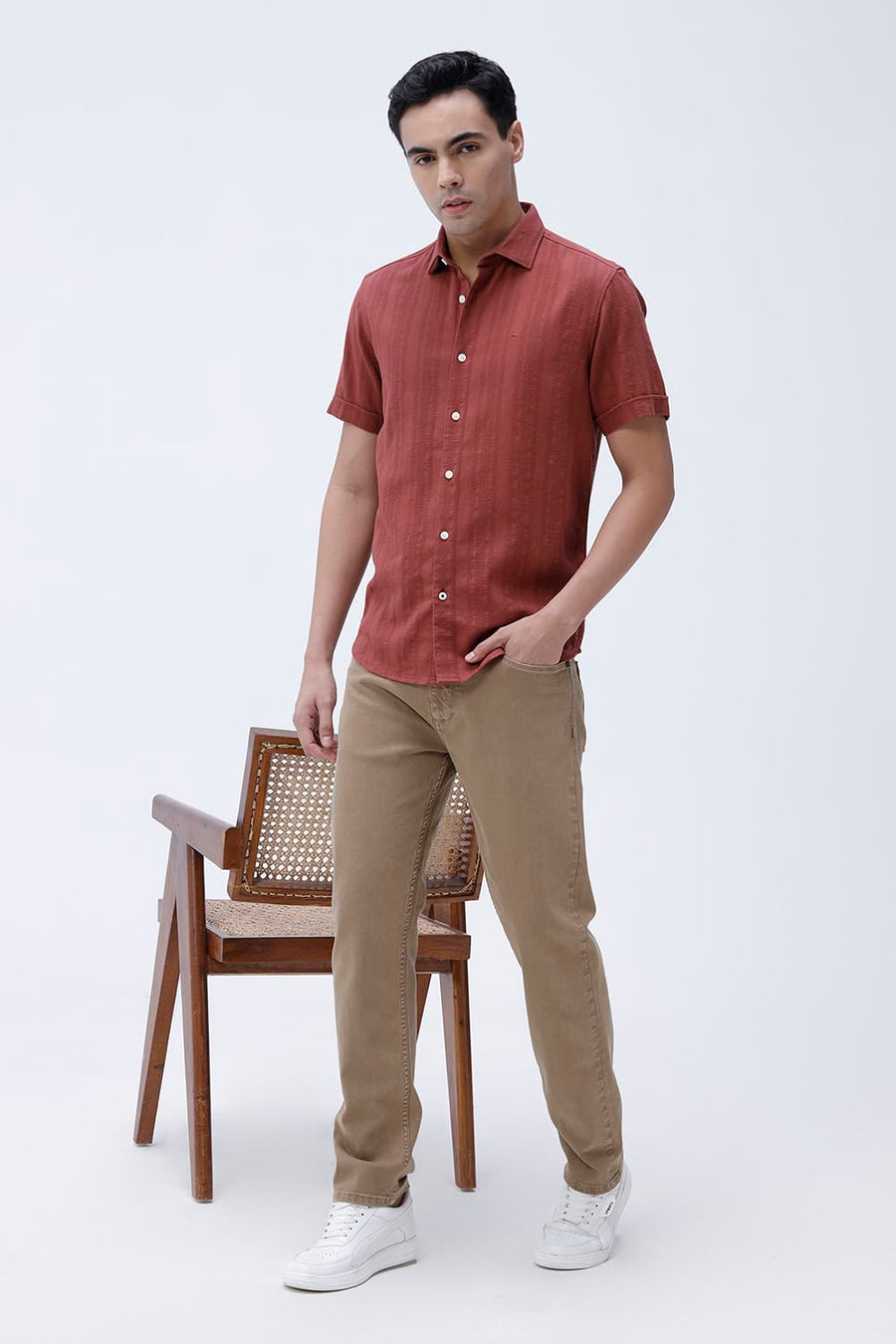 BASICS SLIM FIT BRICK RED COTTON LENO DOBBY HALFSLEEVES SHIRT