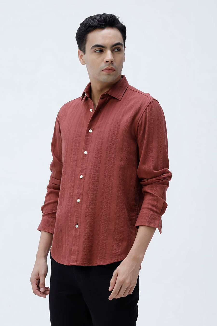 BASICS SLIM FIT BRICK RED COTTON LENO DOBBY SHIRT