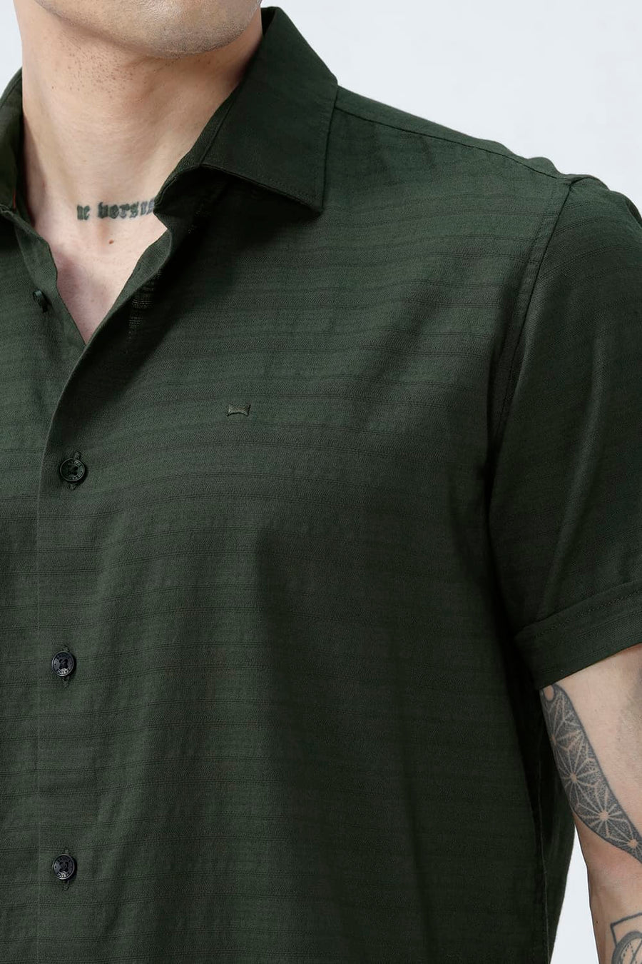 BASICS SLIM FIT DEEP GREEN COTTON DOBBY HALFSLEEVES SHIRT