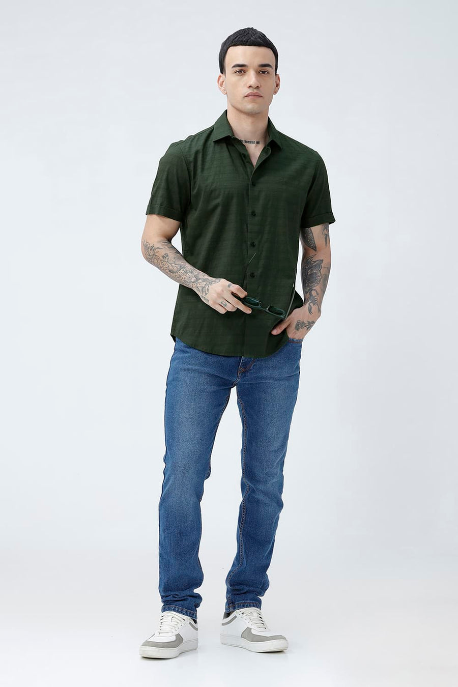 BASICS SLIM FIT DEEP GREEN COTTON DOBBY HALFSLEEVES SHIRT