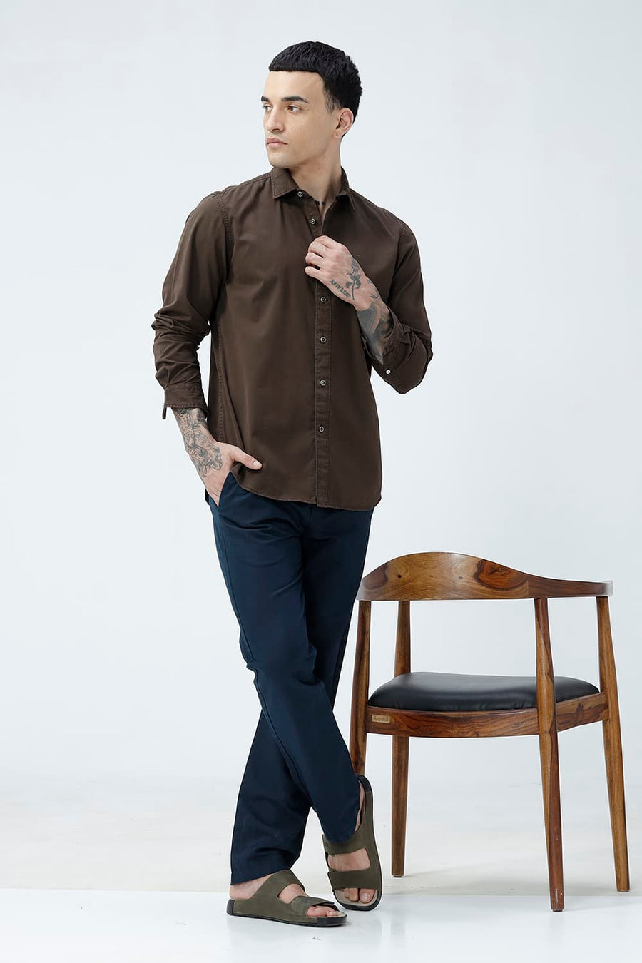 BASICS SLIM FIT MULCH BROWN COTTON TWILL SHIRT