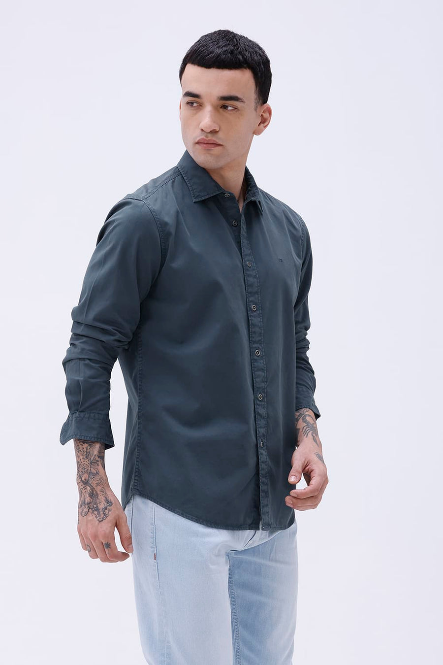 BASICS SLIM FIT WING NAVY COTTON TWILL SHIRT