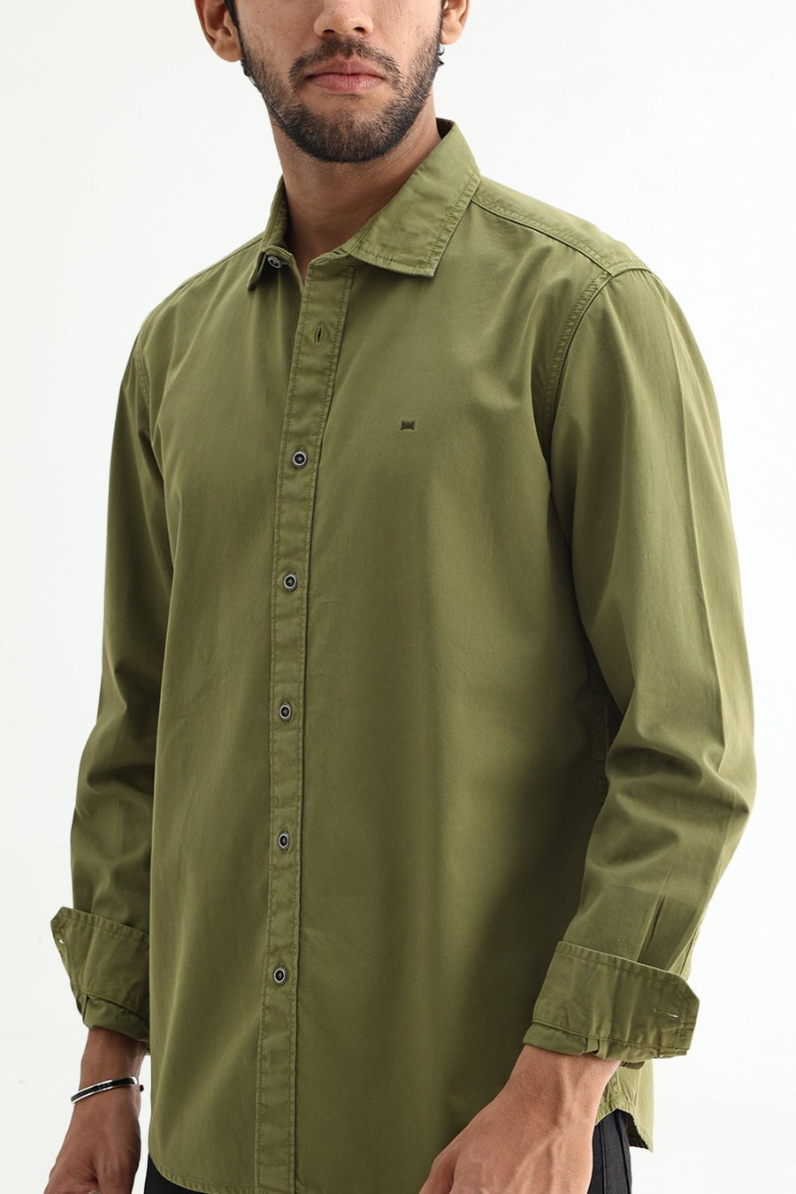 BASICS SLIM FIT PESTO GREEN COTTON TWILL SHIRT