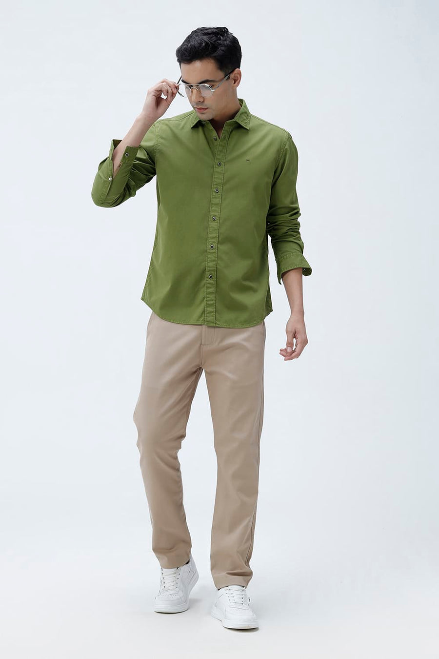 BASICS SLIM FIT PESTO GREEN COTTON TWILL SHIRT