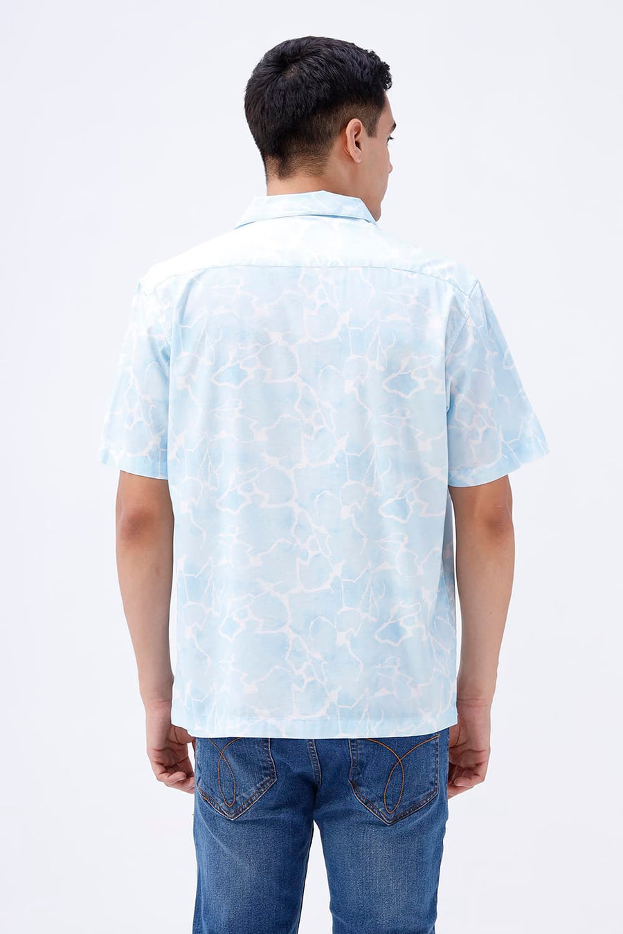 BASICS RELAXED FIT OCEAN BLUE COTTON VISCOSE DIGITAL PRINTED HALFSLEEVES SHIRT