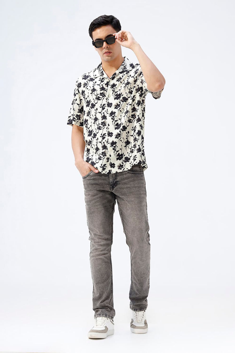 BASICS RELAXED FIT BRILLIANT WHITE COTTON VISCOSE DIGITAL PRINTED HALFSLEEVES SHIRT