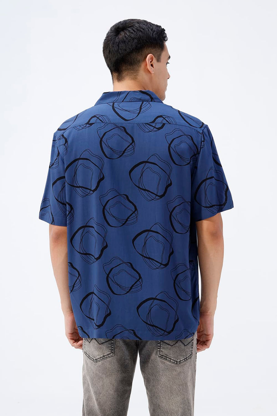 BASICS RELAXED FIT TRUE NAVY COTTON VISCOSE PRINTED HALFSLEEVES SHIRT