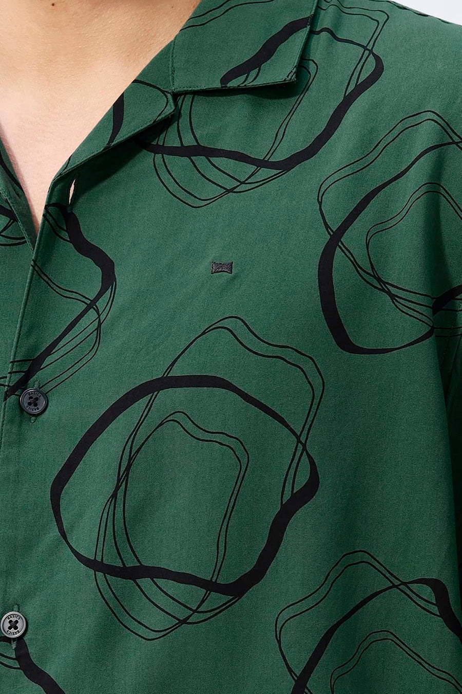 BASICS RELAXED FIT GREEN COTTON VISCOSE PRINTED HALFSLEEVES SHIRT