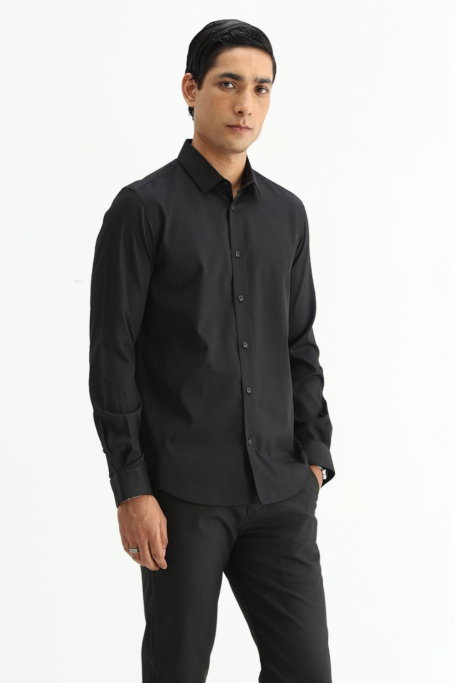 BASICS SLIM FIT NIGHT BLACK POLYESTER STRETCH SHIRT