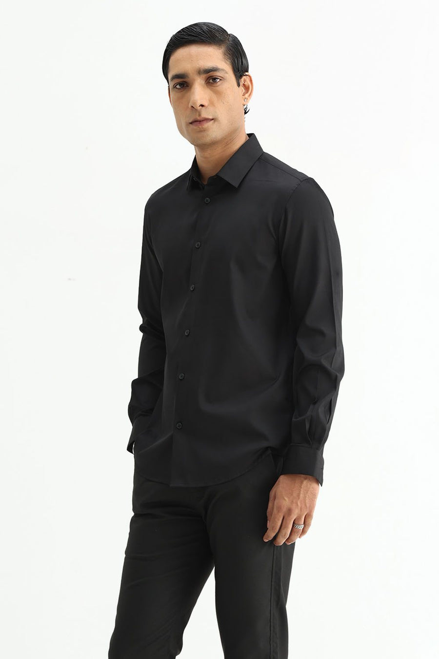 BASICS SLIM FIT NIGHT BLACK POLYESTER STRETCH SHIRT