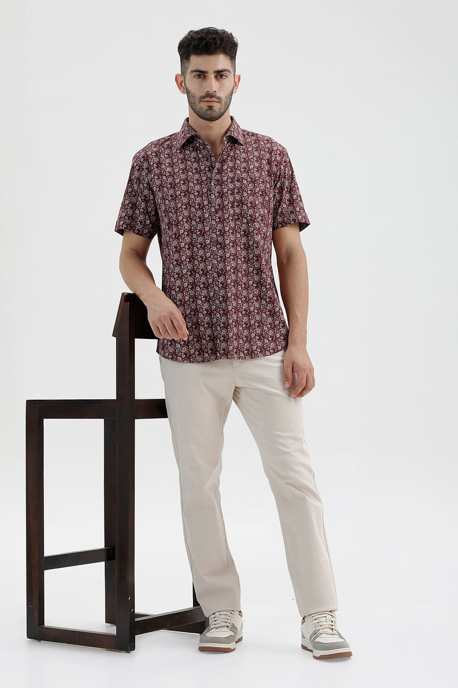 BASICS SLIM FIT MAROON RED COTTON LINEN PRINTED HALFSLEEVES SHIRT