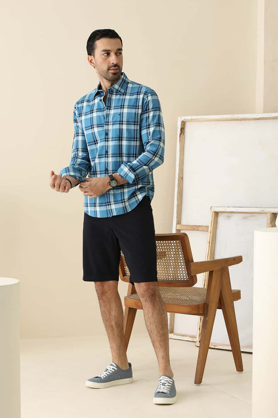 Basics Slim Fit Blue Moon Cotton Herring Bone Checks Shirt