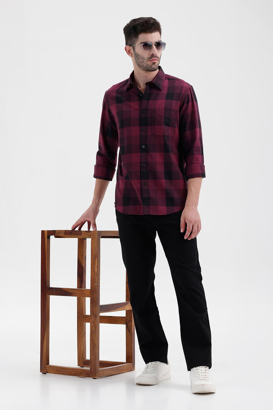 BASICS SLIM FIT GRAPE WINE COTTON TWILL CHECKS SHIRT