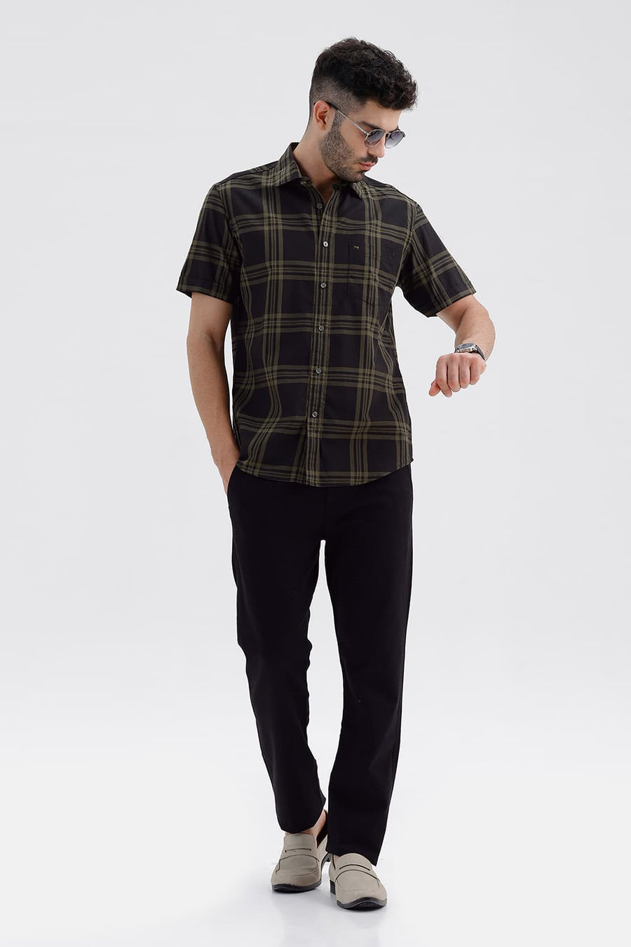 BASICS SLIM FIT PEAT GREEN COTTON TWILL CHECKS HALFSLEEVES SHIRT