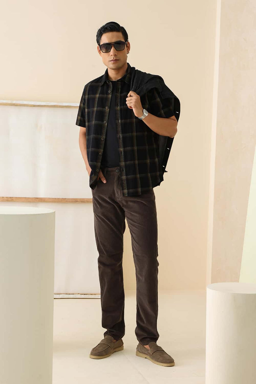 Basics Slim Fit Black Vulcan Cotton Corduroy Checks Halfsleeves Shirt