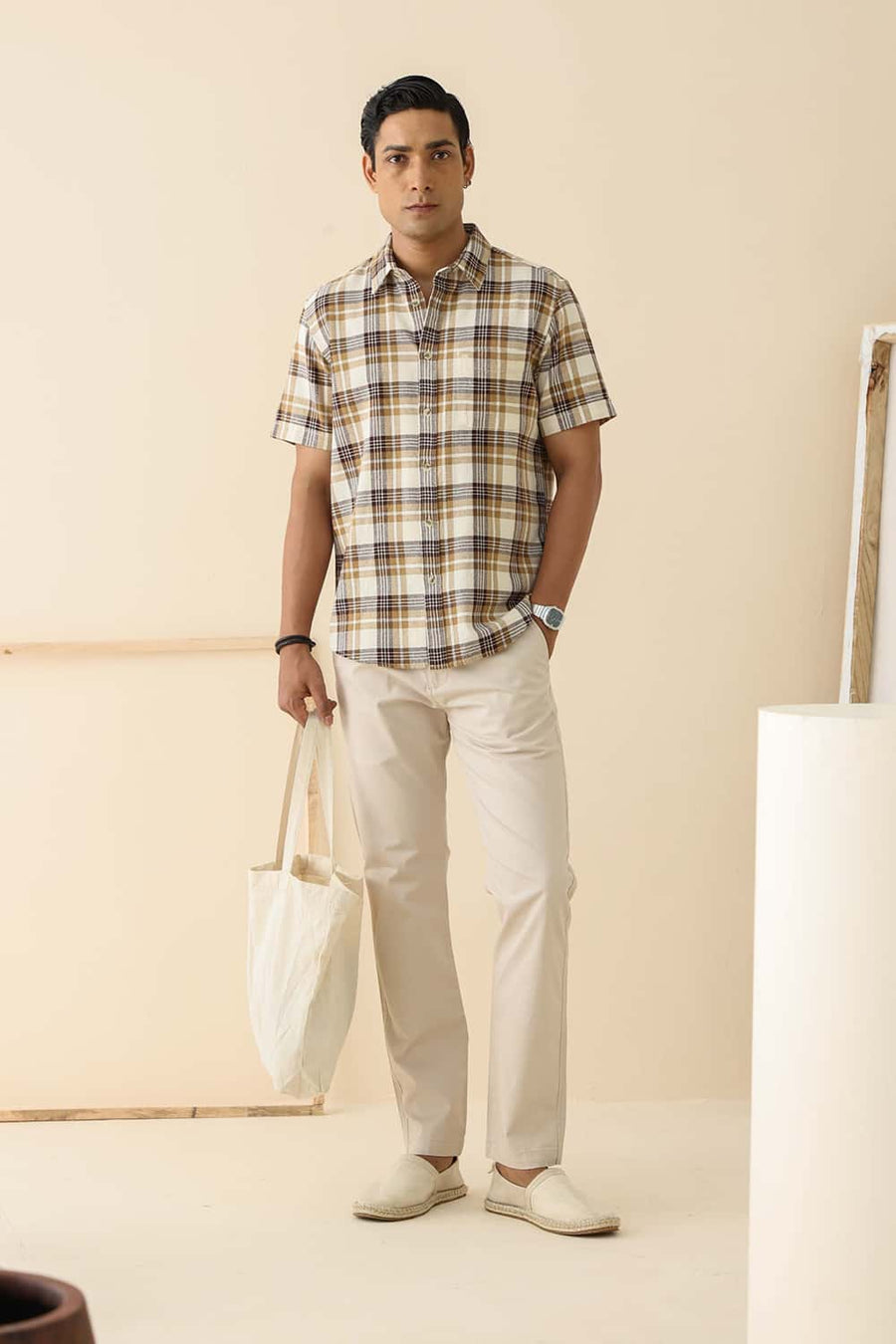 Basics Slim Fit Seal Beige Cotton Hopsack Checks Halfsleeves Shirt
