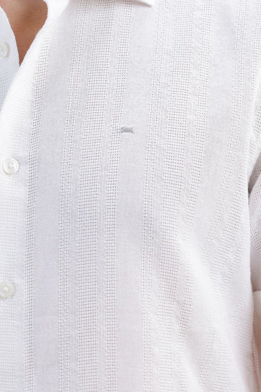 BASICS SLIM FIT CLOUD WHITE COTTON LENO DOBBY HALFSLEEVES SHIRT