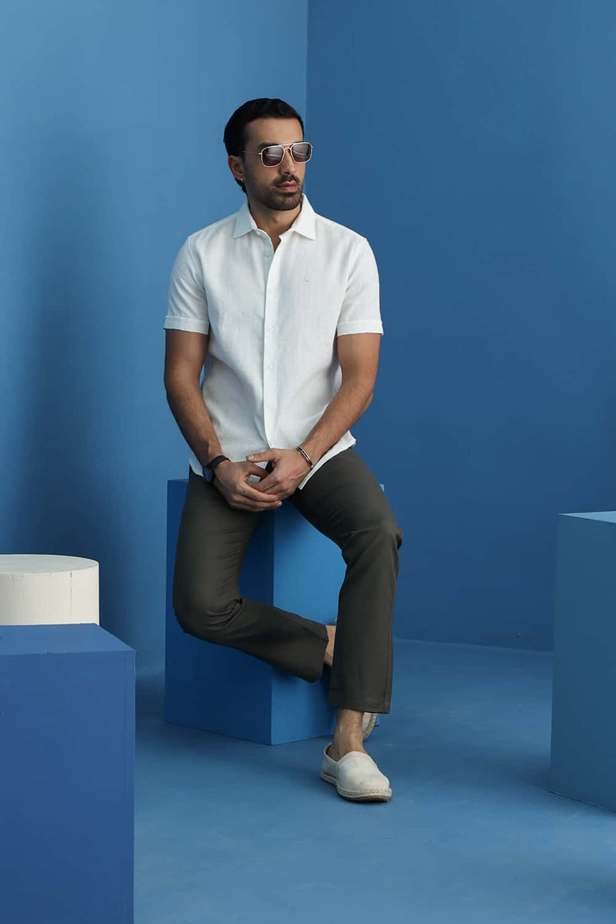 Basics Slim Fit Cloud White Cotton Leno Dobby Halfsleeves Shirt