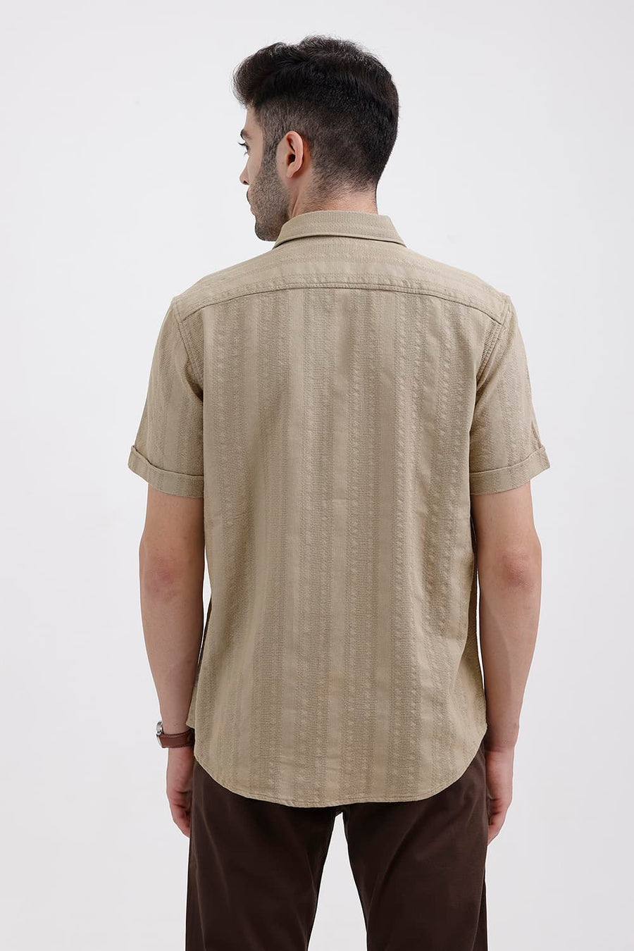 BASICS SLIM FIT TUFFET BROWN COTTON LENO DOBBY HALFSLEEVES SHIRT