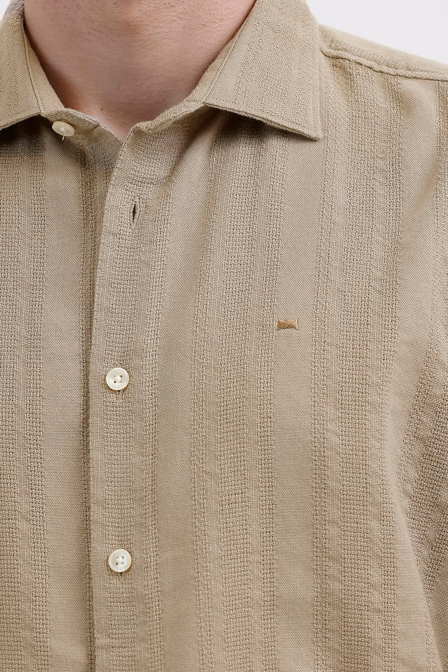 BASICS SLIM FIT TUFFET BROWN COTTON LENO DOBBY HALFSLEEVES SHIRT