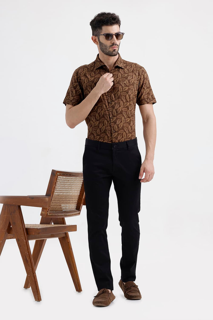 BASICS SLIM FIT PINECONE BROWN COTTON VISCOSE PRINTED HALFSLEEVES SHIRT