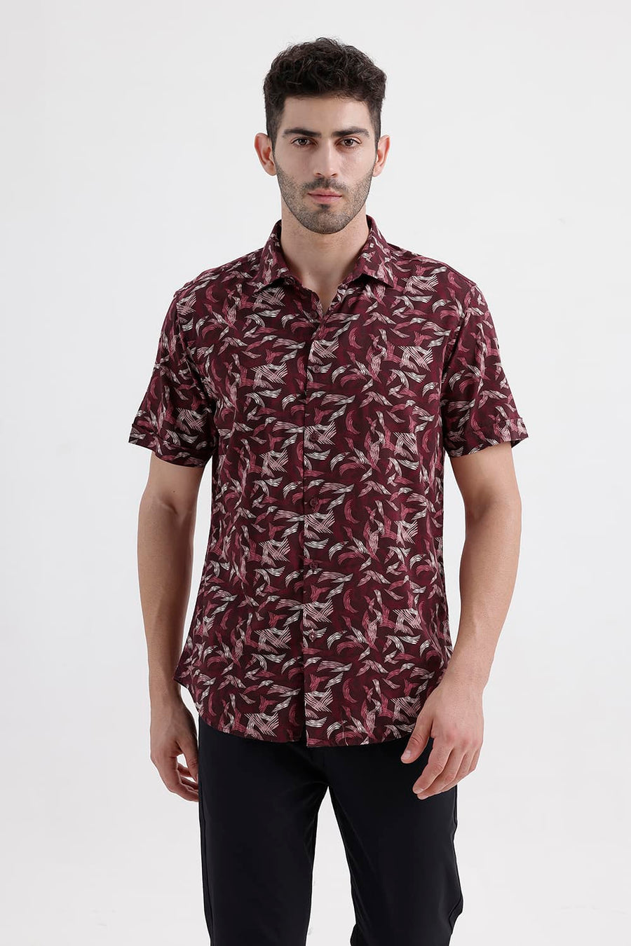 BASICS SLIM FIT PORT RED COTTON VISCOSE PRINTED HALFSLEEVES SHIRT