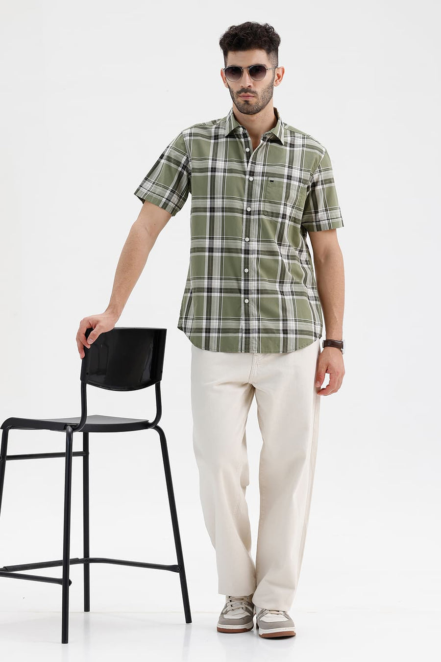 BASICS SLIM FIT OIL GREEN COTTON CHECKS HALFSLEEVES SHIRT
