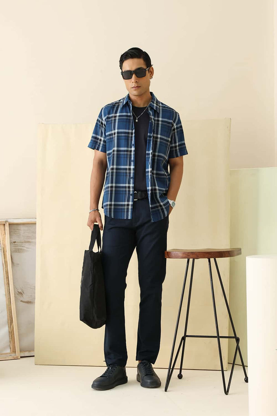 Basics Slim Fit Stellar Navy Cotton Herring Bone Checks Halfsleeves Shirt