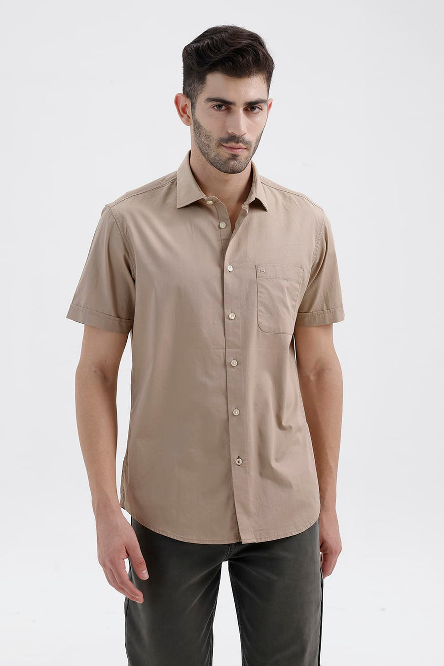 BASICS SLIM FIT TAUPE BROWN COTTON TWILL HALFSLEEVES SHIRT