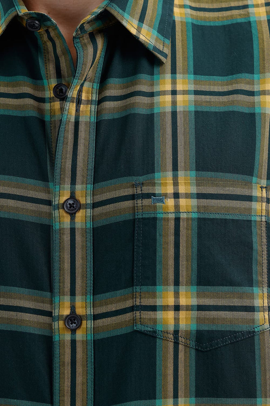 BASICS SLIM FIT SPRUCE GREEN COTTON HERRING BONE CHECKS HALFSLEEVES SHIRT