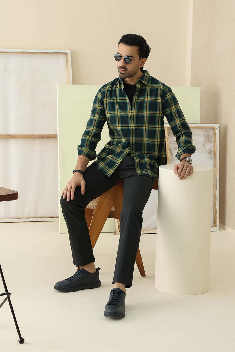 Basics Slim Fit Spruce Green Cotton Herring Bone Checks Shirt