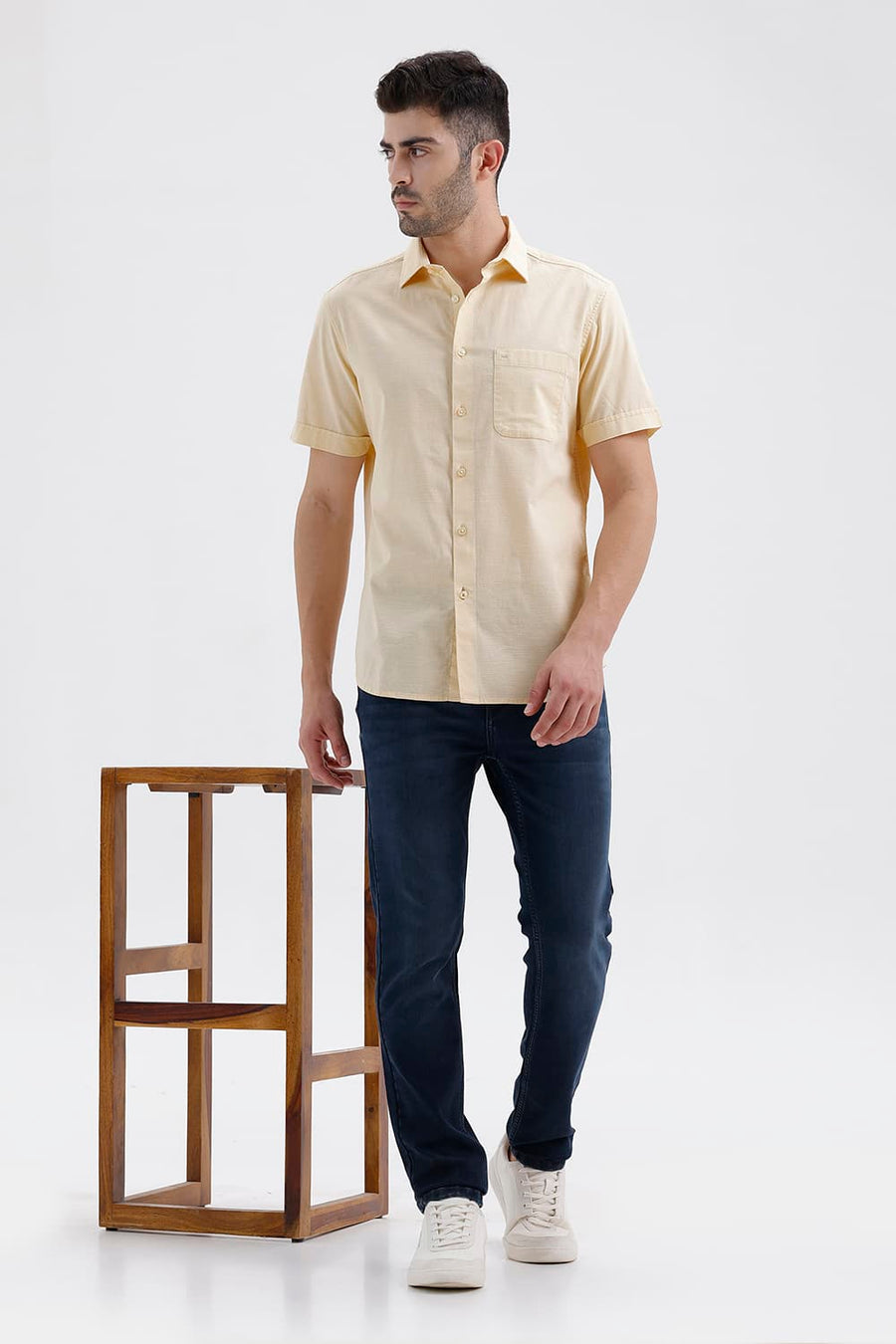 BASICS SLIM FIT CLOUD YELLOW COTTON SLUB DOBBY HALFSLEEVES SHIRT