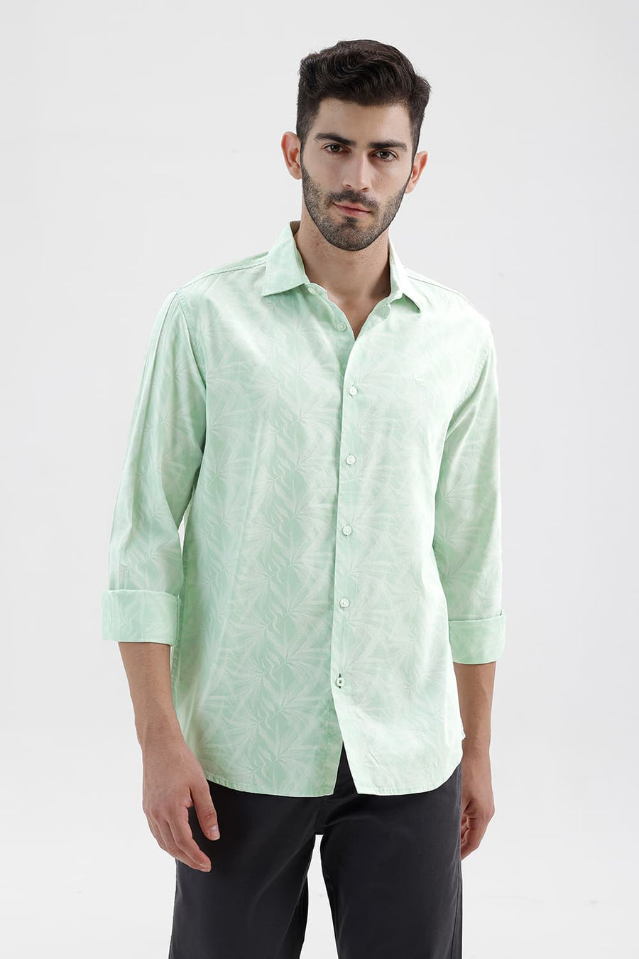 BASICS SLIM FIT SPRAY GREEN COTTON VISCOSE PRINTED SHIRT