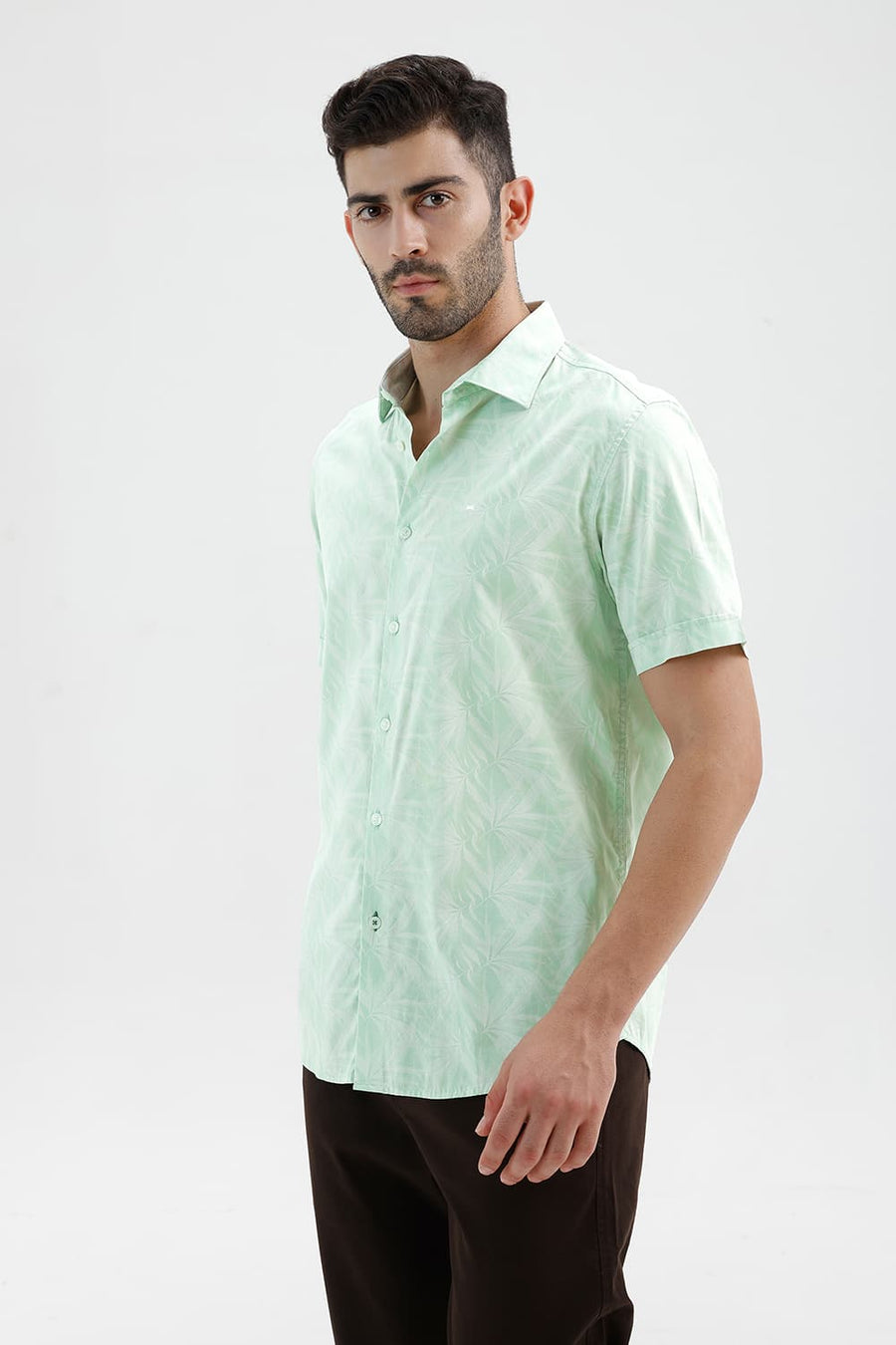 BASICS SLIM FIT SPRAY GREEN COTTON VISCOSE PRINTED HALFSLEEVES SHIRT