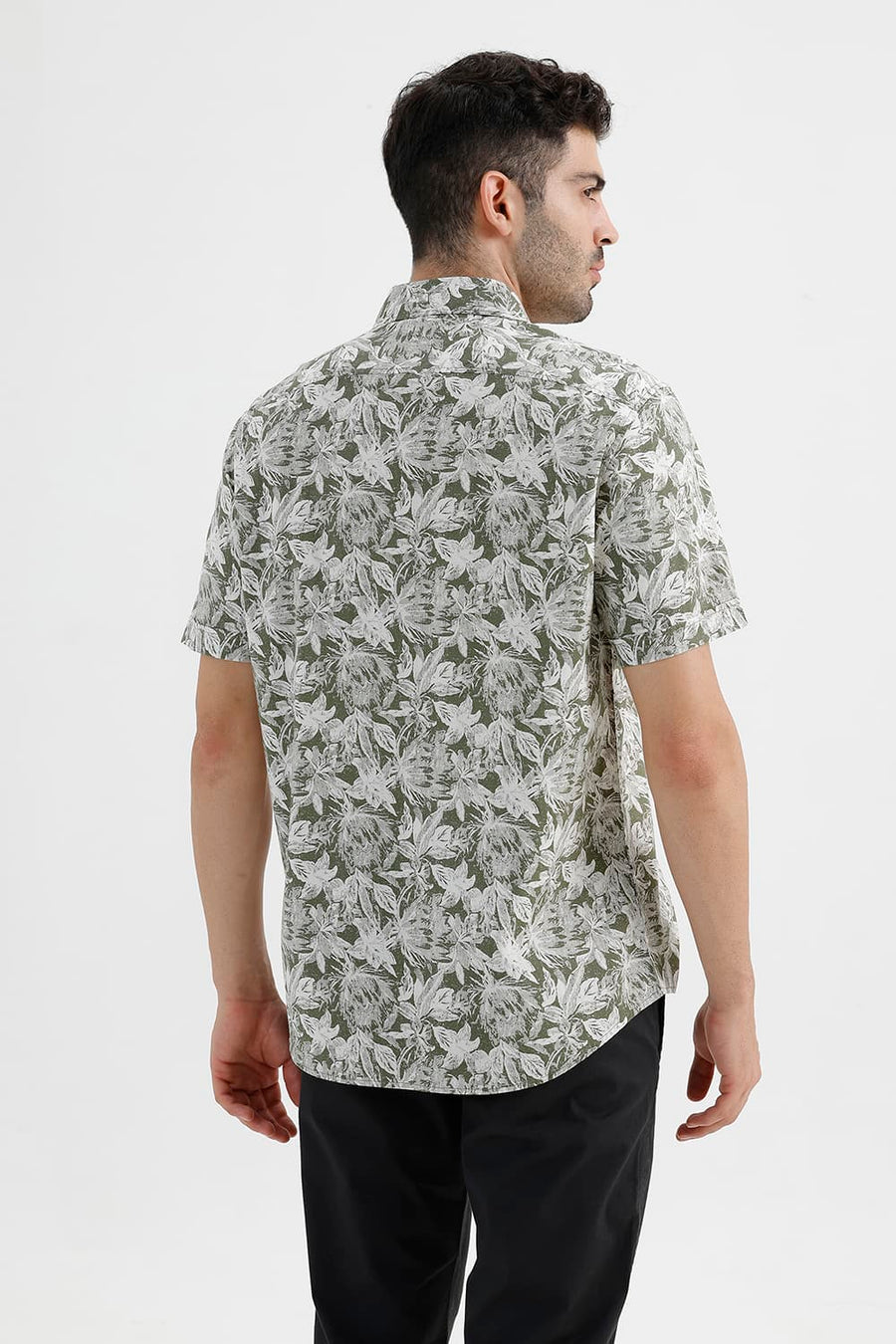 BASICS SLIM FIT COVERT GREEN COTTON VISCOSE PRINTED HALFSLEEVES SHIRT