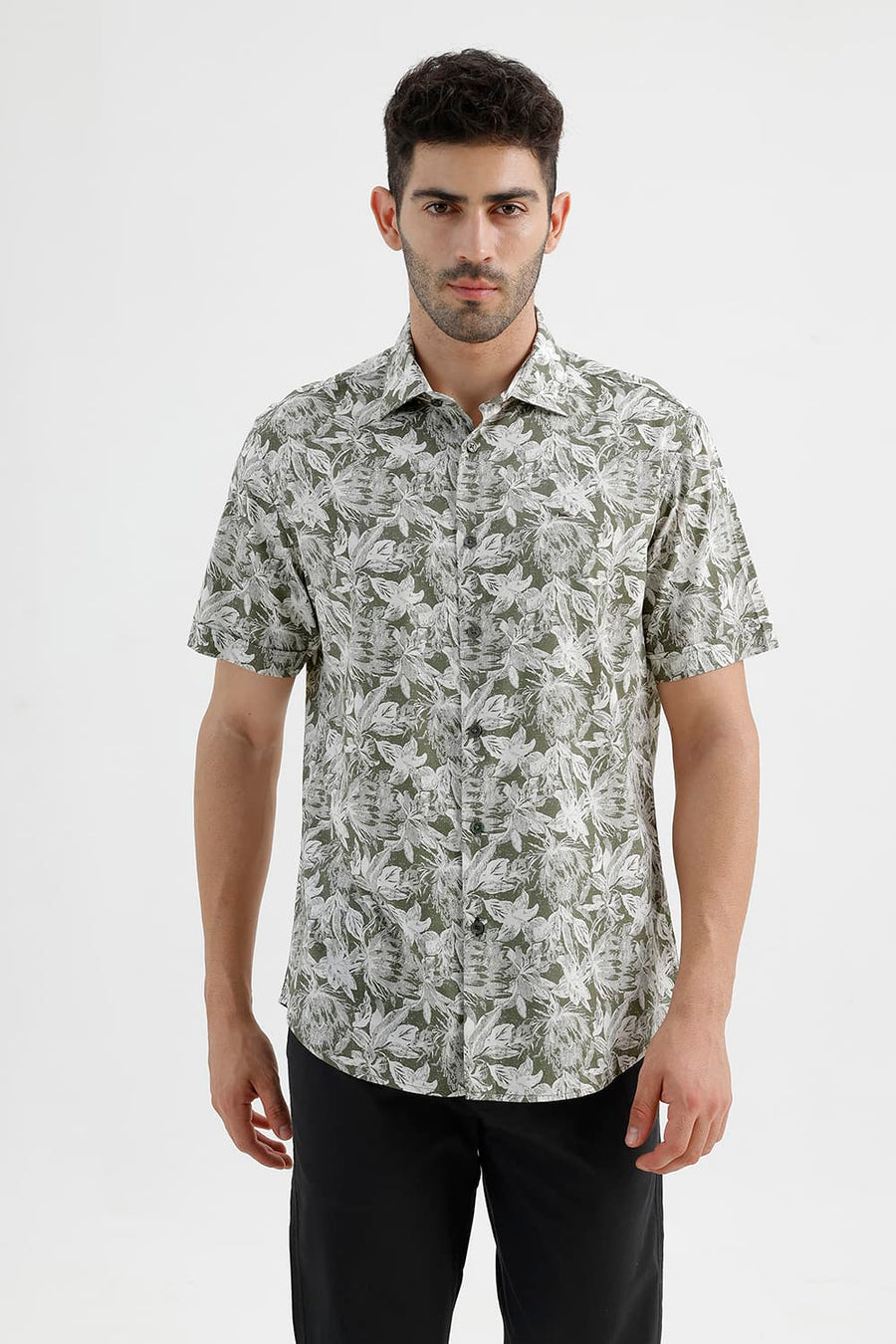 BASICS SLIM FIT COVERT GREEN COTTON VISCOSE PRINTED HALFSLEEVES SHIRT