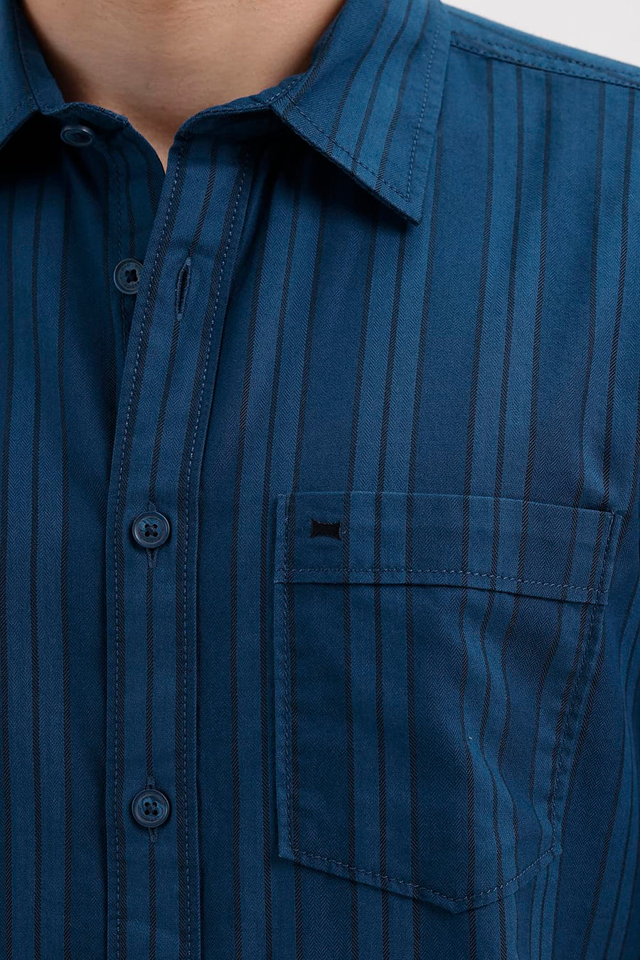 BASICS SLIM FIT MOROCCAN BLUE COTTON HERRING BONE STRIPE HALFSLEEVES SHIRT