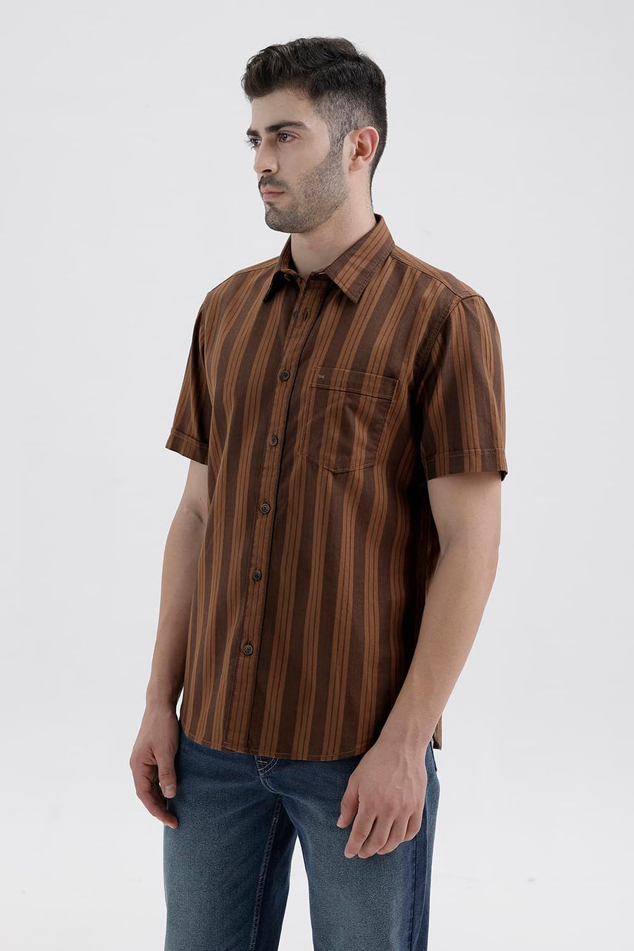 BASICS SLIM FIT DACHSHUND BROWN COTTON HERRING BONE STRIPE HALFSLEEVES SHIRT