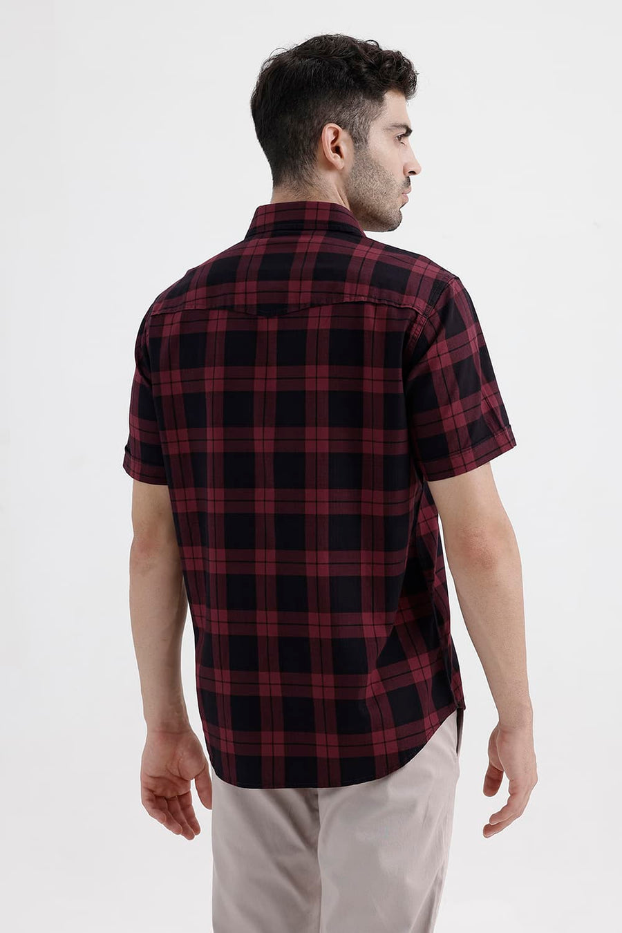 BASICS SLIM FIT RUMBA MAROON COTTON HERRING BONE CHECKS HALFSLEEVES SHIRT