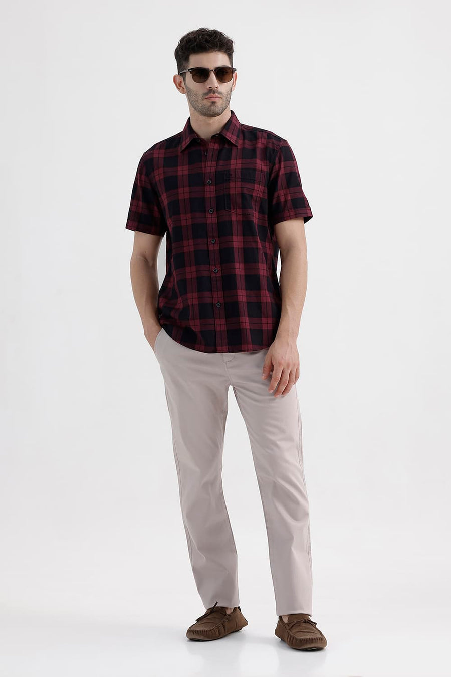 BASICS SLIM FIT RUMBA MAROON COTTON HERRING BONE CHECKS HALFSLEEVES SHIRT