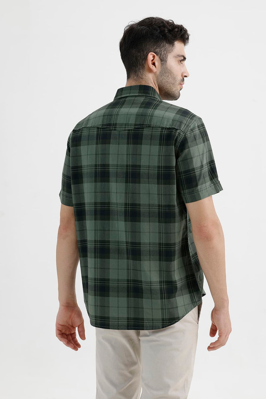 BASICS SLIM FIT OIL GREEN COTTON HERRING BONE CHECKS HALFSLEEVES SHIRT