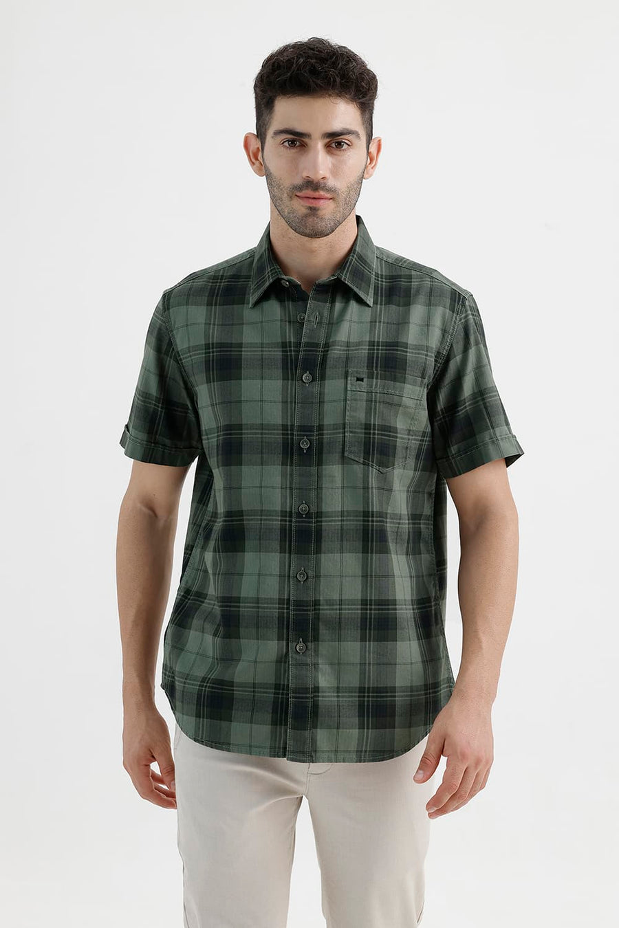 BASICS SLIM FIT OIL GREEN COTTON HERRING BONE CHECKS HALFSLEEVES SHIRT