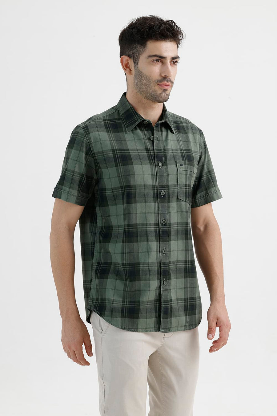 BASICS SLIM FIT OIL GREEN COTTON HERRING BONE CHECKS HALFSLEEVES SHIRT