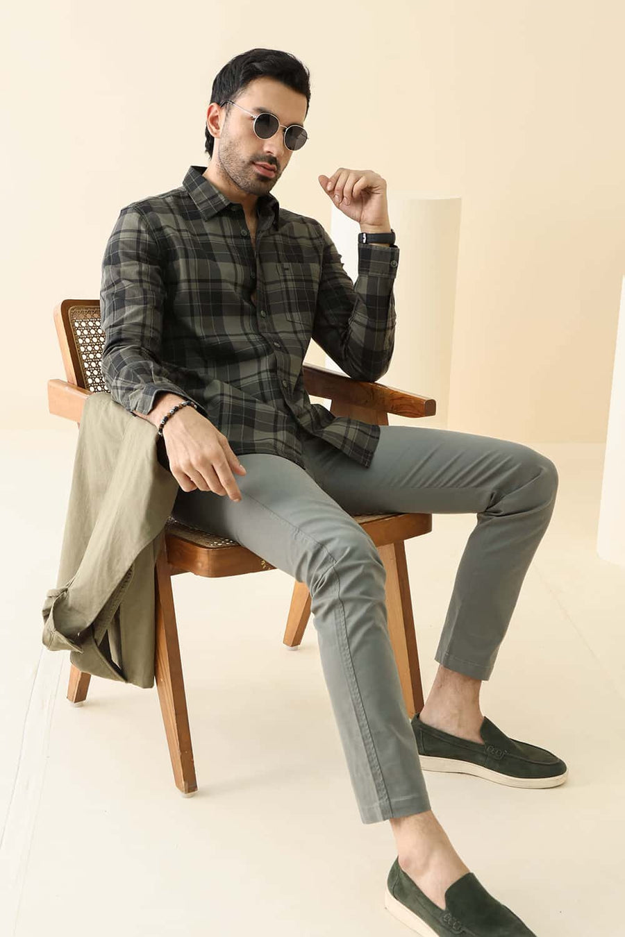 Basics Slim Fit Thyme Green Cotton Herring Bone Checks Shirt