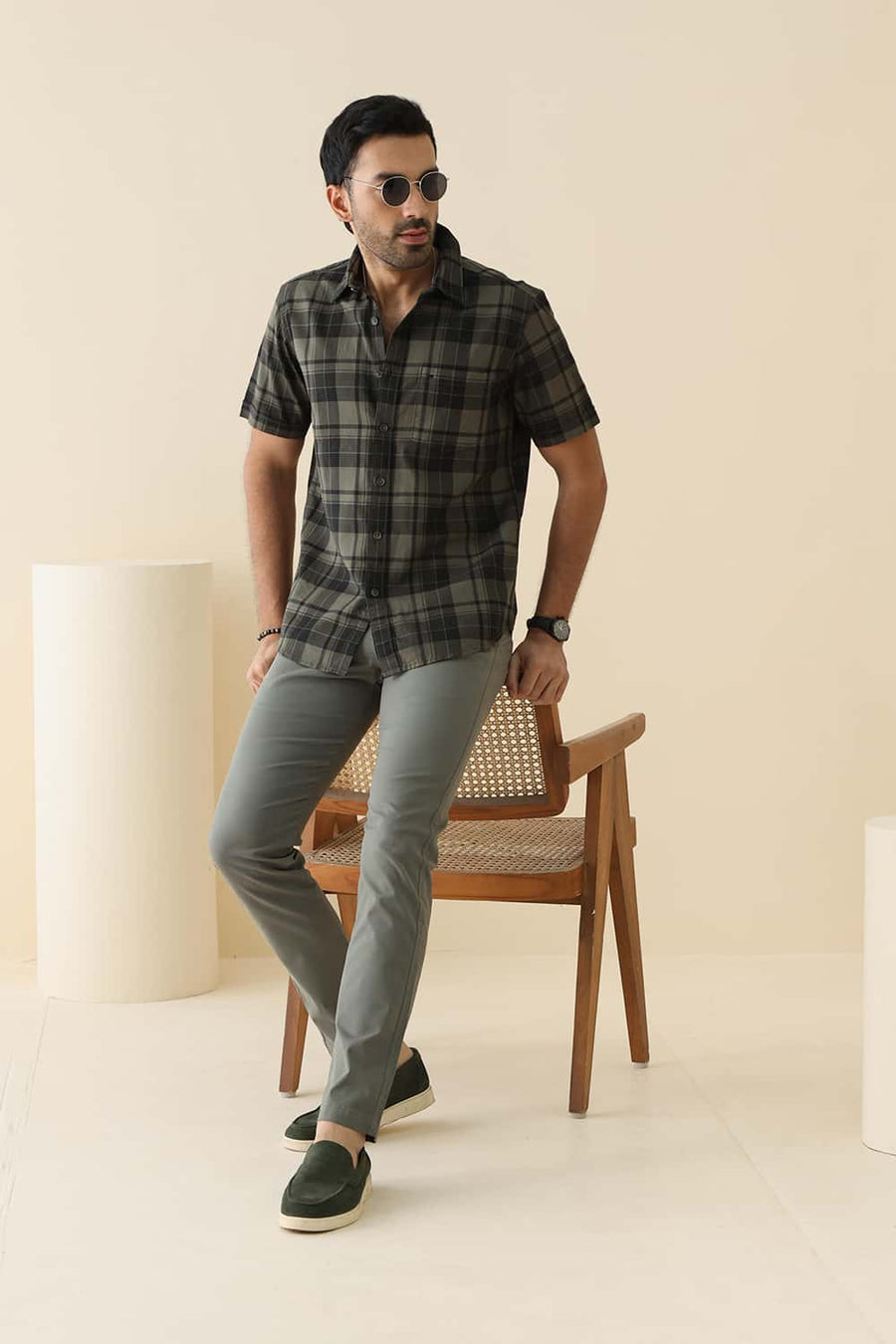 Basics Slim Fit Thyme Green Cotton Herring Bone Checks Halfsleeves Shirt