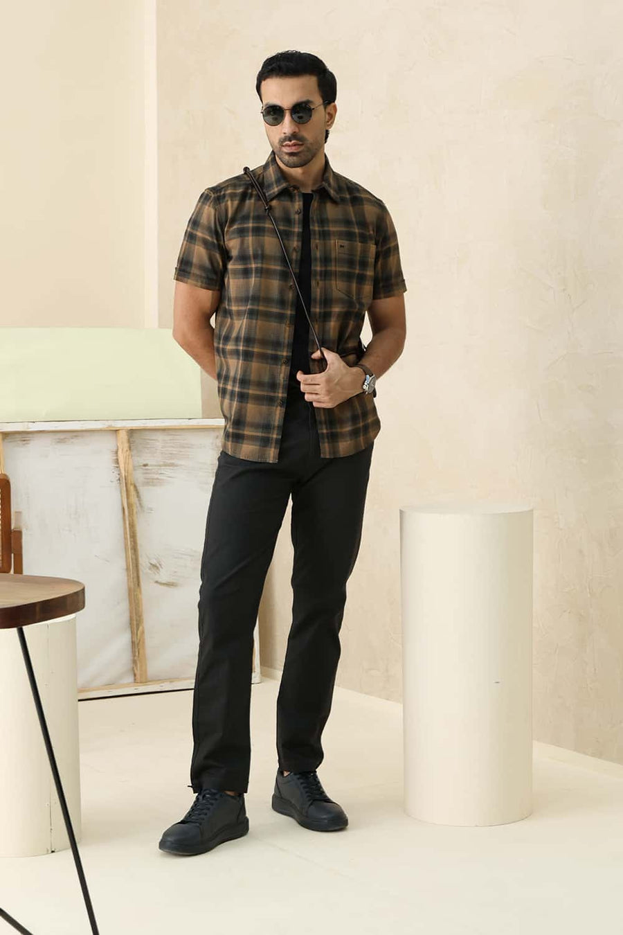Basics Slim Fit Tannin Brown Cotton Herring Bone Checks Halfsleeves Shirt