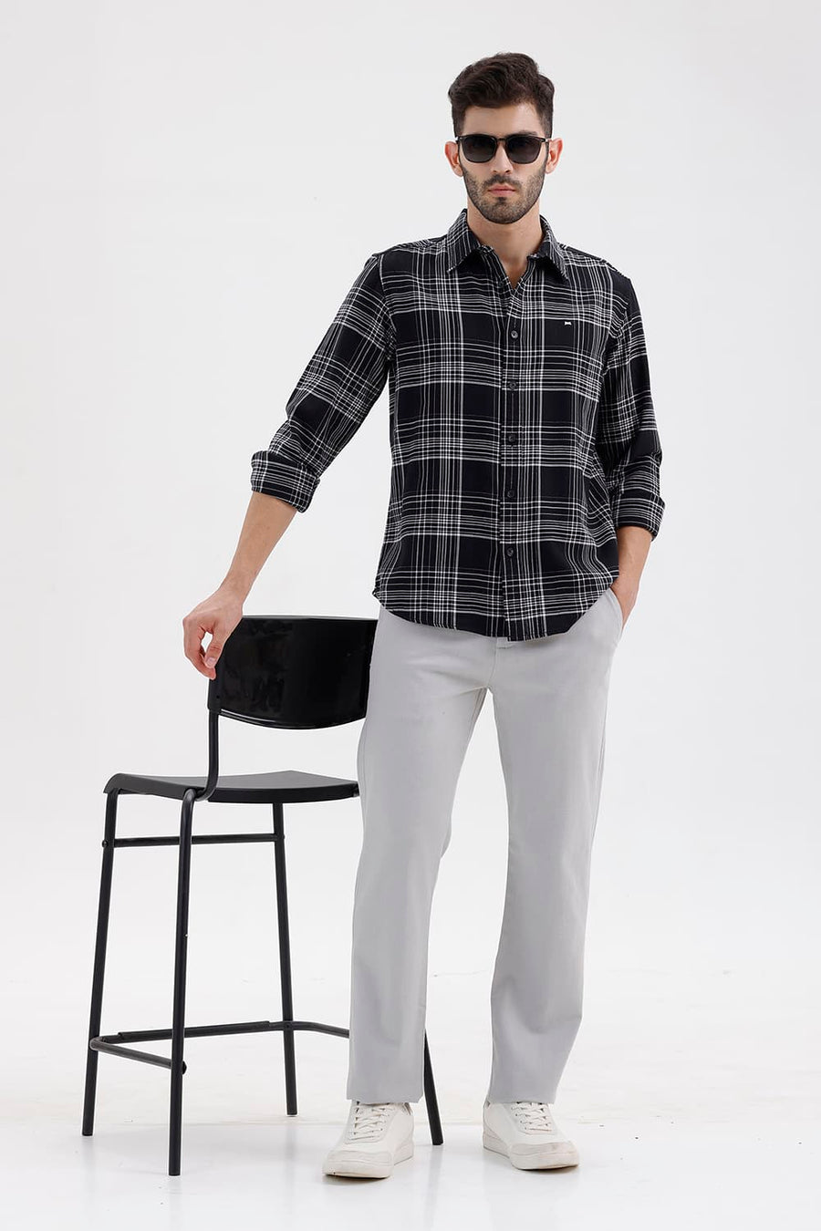 BASICS SLIM FIT BLACK SHOE COTTON DOBBY CHECKS SHIRT