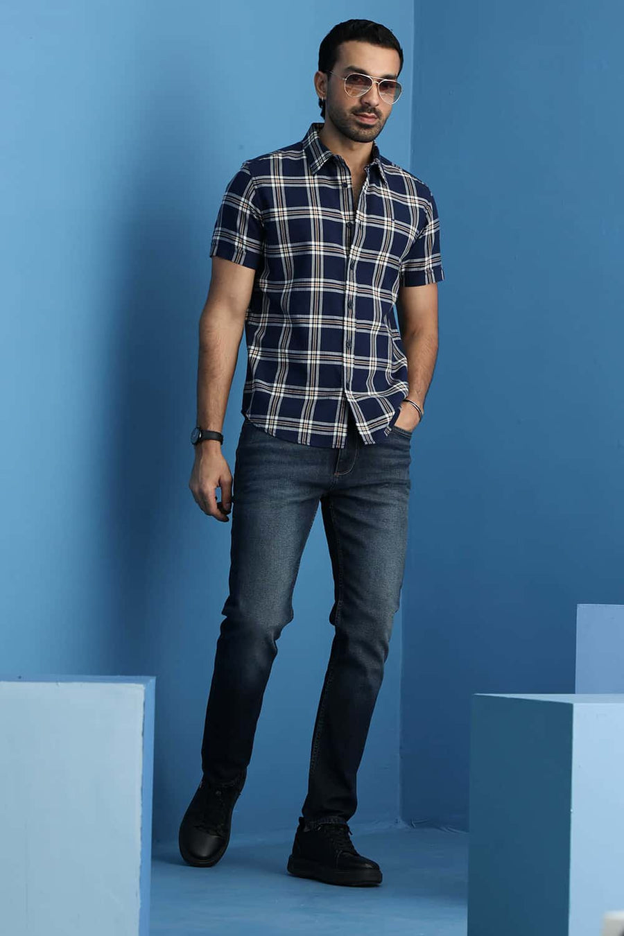 Basics Slim Fit Insignia Navy Cotton Dobby Checks Halfsleeves Shirt